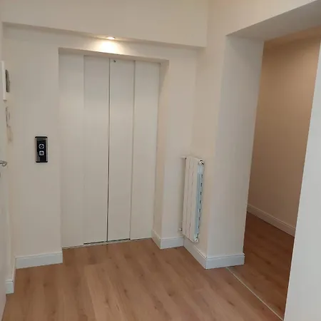 Ariediparma - Rooms&apartments 게스트하우스 파르마